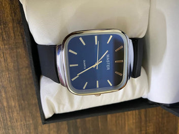 MASTER Modern Square Dial Quartz Watch